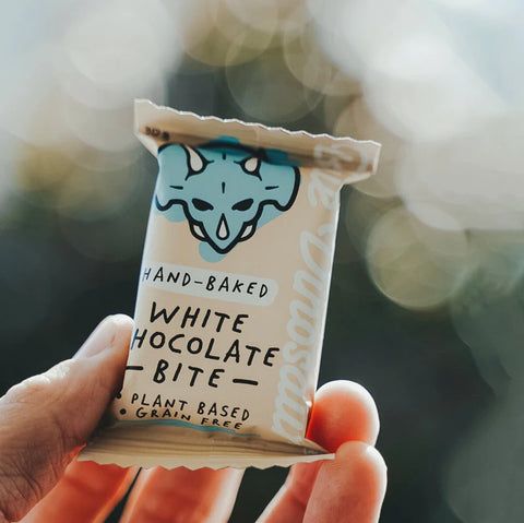 Blue Dinosaur Bite White Chocolate 30g  / box of 18