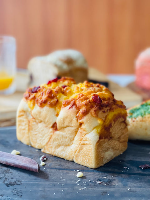 Coconut Cheese Bread / Each 300g