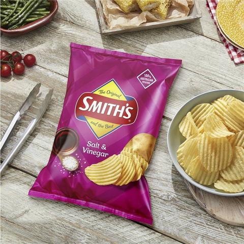 Smith's Crinkle Cut Potato Chips Salt & Vinegar 170g